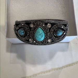 Vintage Visson Hinged Bracelet